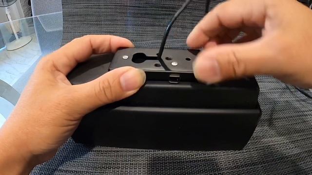 Metal Wall mount SlideConnect for Bose Jewel Cube Series II - Lifestyle 600 смотреть онлайн