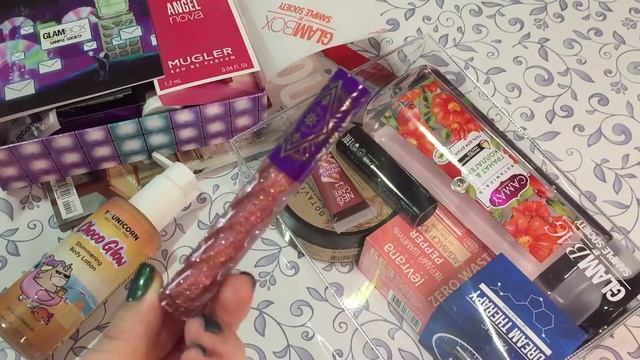 GLAMBOX & GLAMBAG / Распаковываем коробочки красоты/ Best Of Beauty