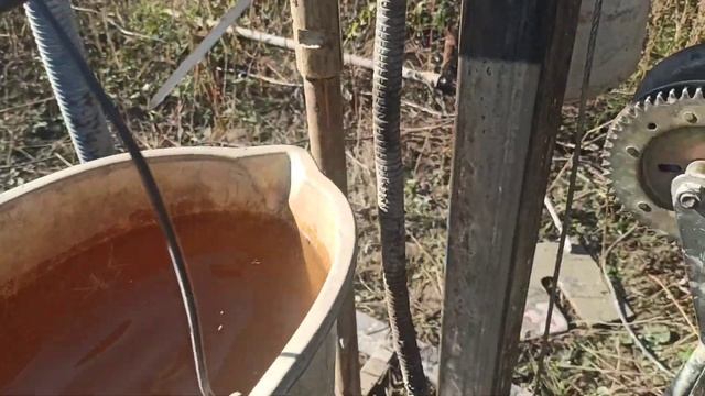 Абиссинская скважина на плите. Д. Куты Кингисепский район.