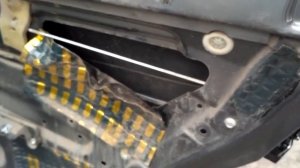 Приора регулировка замков и заднего дивана. Плохо откываются двери и заедает задние сиденья.