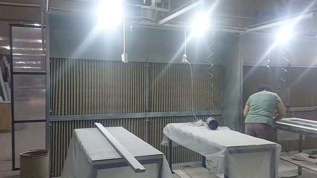 Шкафы шлифовальные на производстве дверей. смотреть онлайн