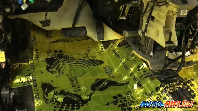 Полная шумоизоляция и установка мультимедийной аудиосистемы в Hyundai H-1 смотреть онлайн