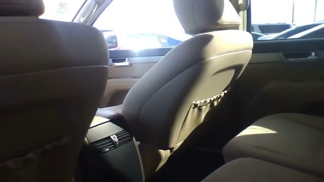 2009 Kia Borrego LX 3.8L V6 Start Up & Rev - 31K смотреть онлайн