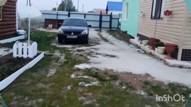 Живем в деревне?/ Покрасила забор, поставили бочку. #деревенскаяжизнь смотреть онлайн