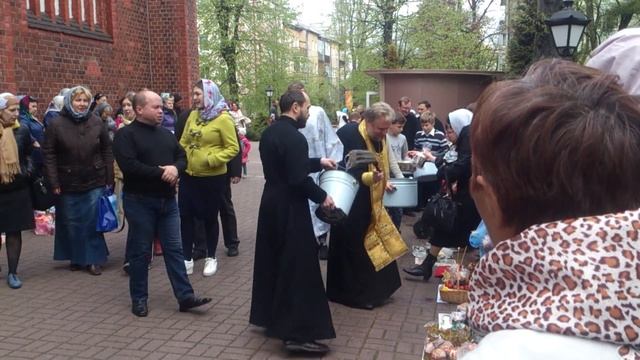 Великая Суббота. Освящение куличей в Церкви Рождества Богородицы г. Калининграда смотреть онлайн