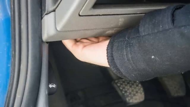 Como abrir el capo de un carro смотреть онлайн