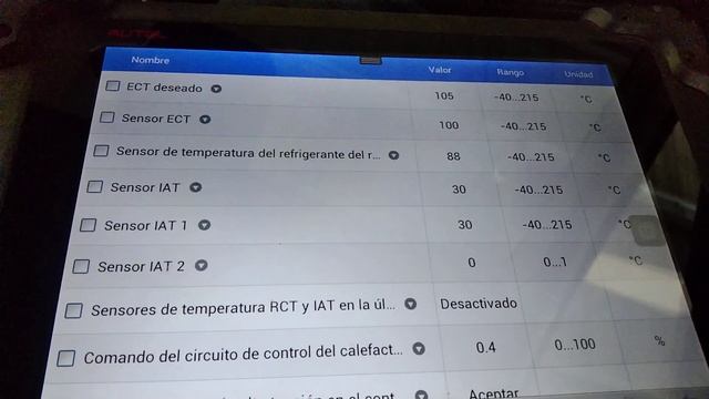 temperatura máxima de Chevrolet tracker con escáner смотреть онлайн