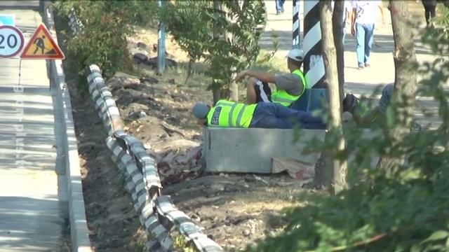 Ремонт дороги на дамбе подходит к завершению смотреть онлайн