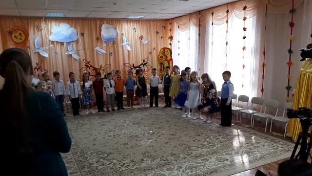 Осенний утренник в д/с Ёлочка 2017. г.Пенза Подготовительная группа смотреть онлайн