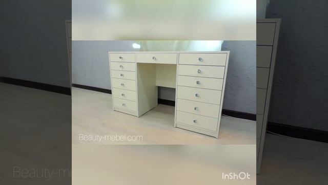 Гримерный стол для визажиста с высоким зеркалом, цвет - белый смотреть онлайн