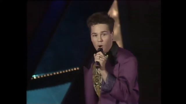 Peter Jöback - En Sensation, Melodifestivalen 1990 смотреть онлайн