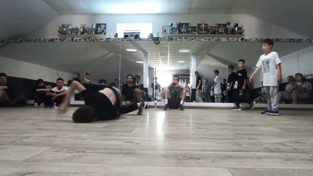 САЛЯМ и КУЛБАС vs КРИК и ДРАГОН | JUNIORS 2x2 RANDOM | COFFEE BREAK г. Стерлитамак смотреть онлайн