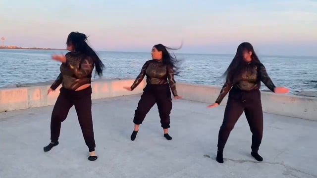 Divinity Dance School - Bollywood, Soca & Chutney Mix | M4U JamZone Mix смотреть онлайн