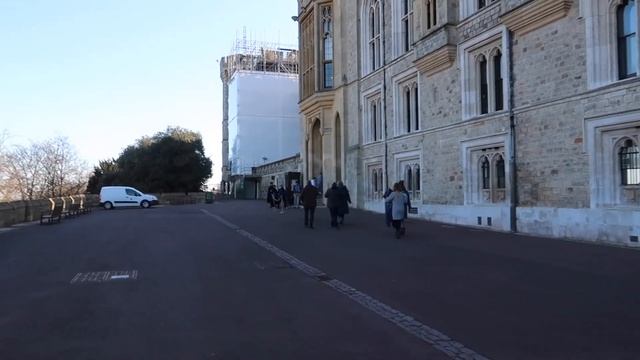 Windsor Vlog: Windsor Castle, St George's Chapel, The Long Walk, Eton смотреть онлайн