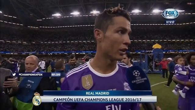 Cristiano Ronaldo grita Siuuuuuu en entrevista - 2017 смотреть онлайн