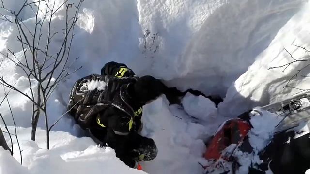 Общее видео поездки на пик Чехова.Снегоход. Сахалин. Snowmobile. Sakhalin. смотреть онлайн