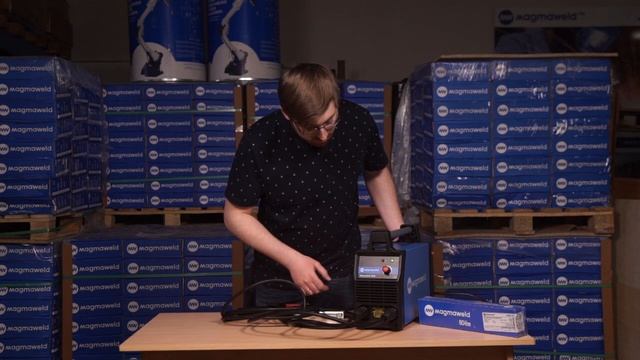 Распаковка ручного сварочного аппарата Magmaweld Monostick 200i и 180i