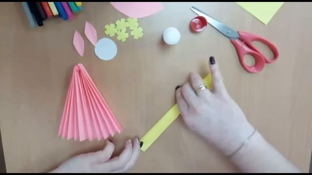 «Матрёшка-потешница». Мастер-класс по изготовлению объемной матрешки из цветной бумаги смотреть онлайн