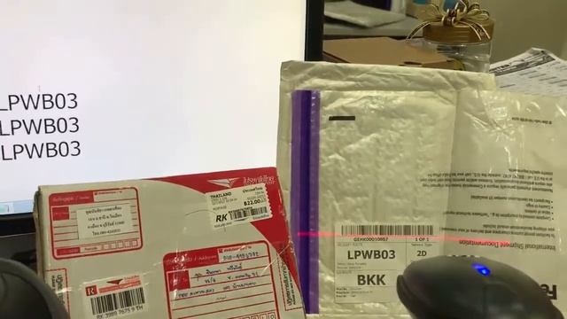 VDO รีวิวเครื่องอ่านบาร์โค้ดที่สามารถอ่านบาร์โค้ดบนพัสดุแบบต่างๆได้ดีเยี่ยม смотреть онлайн