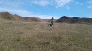 Suzuki rm 85 против питбайка на колёсах 19-16 , что лучше в эндуро