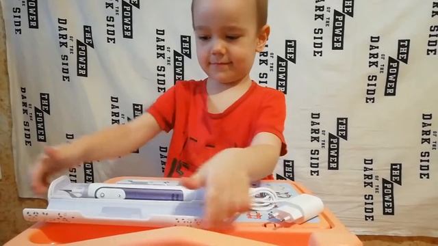 ?? Электрическая зубная щётка Oral-B Genius 10000N - распаковка и обзор смотреть онлайн