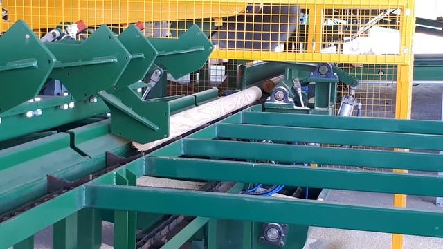 A.E Gibson & Sons (Outfeed) Post Docker Sawmilling Equipment & Machinery смотреть онлайн
