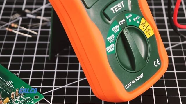 Extech's 380-260 Auto-ranging Digital Megohmmeter смотреть онлайн