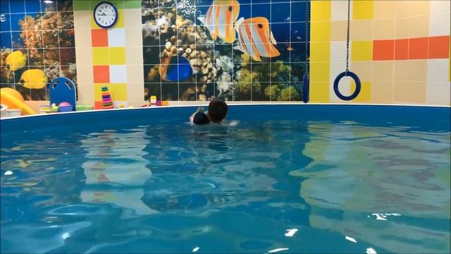 Грудничковое плавание по Максиму | 100 занятий в одном фильме смотреть онлайн