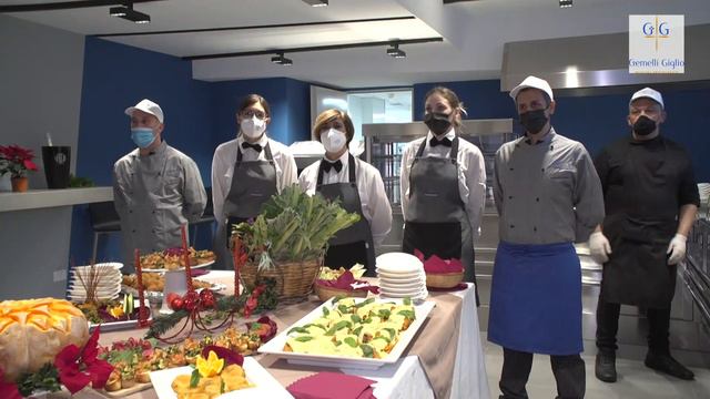 Inaugurato il centro pasti e la sala mensa del Giglio смотреть онлайн