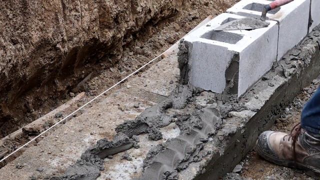 Building A Block Wall Foundation D I Y Cinder Block смотреть онлайн