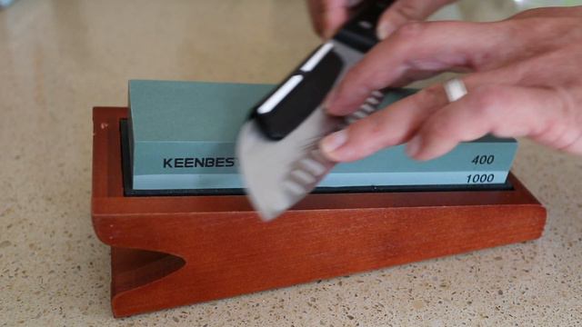 How to Sharpen Kitchen Knives with Whetstone - Sharpen Dull Knives with Keenbest Sharpening Stone смотреть онлайн