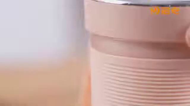 Wireless Portable Juicer Cup смотреть онлайн