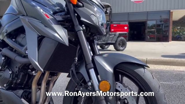 2022 Suzuki GSX-S750 смотреть онлайн