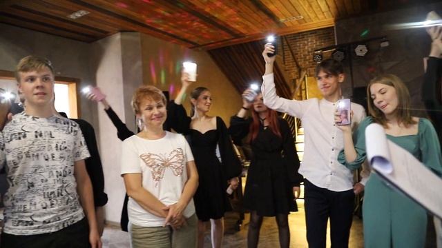 На выпускном 9 б класса Йошкар-Ола смотреть онлайн