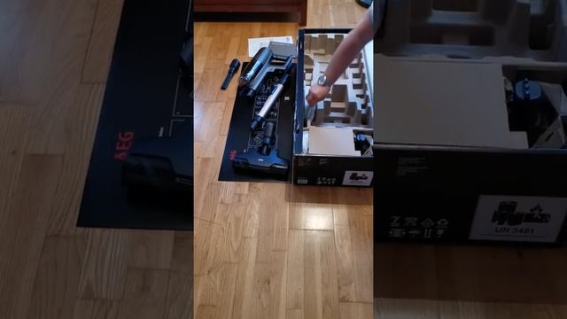 Unboxing Of The AEG Ultimate 8000