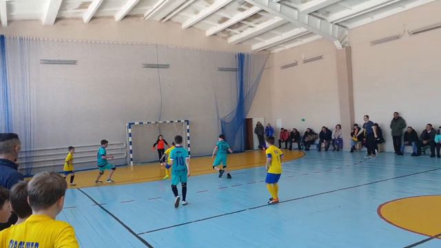 Первенство ДЮШС г. Красноармейска. Матч за 3-е место. Калининск-Луганское 2022 смотреть онлайн