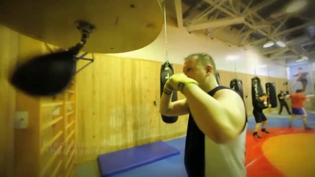 БОКС КЛУБ В МОСКВЕ / BOXING GYM IN MOSCOW смотреть онлайн