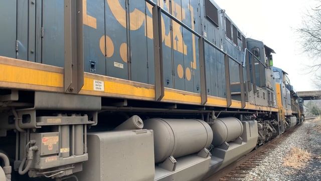 CSX ES44AH GEVO-12 Startup смотреть онлайн
