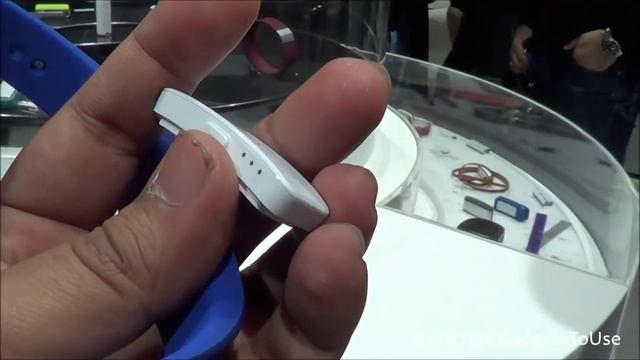 Sony Smartband Hands On, Features And Overview HD