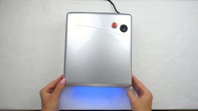 Strieborná UV lampa na nechty 36W смотреть онлайн