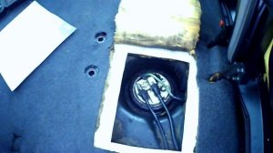 Как я сделал лючок для снятия топливного насоса в ситроен ксара пикассо.