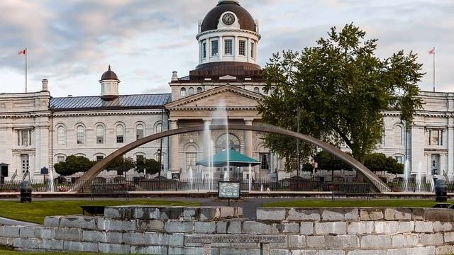 Кингстон — столица Ямайки, государства в Карибском море и главный порт страны