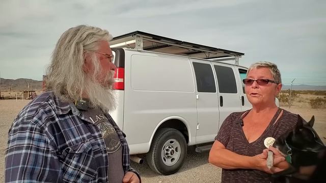 Tour of Solo Woman Living in a GMC Savanna! Interview смотреть онлайн