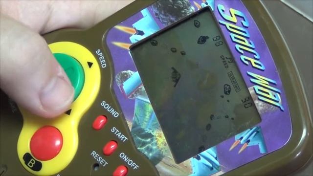 Super Electronic handheld Game QGH 126 MR SPACE WAR M0031 смотреть онлайн