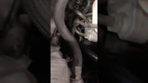 Мерседес W221 Замена левого верхнего рычага передней подвески (Полное видео)