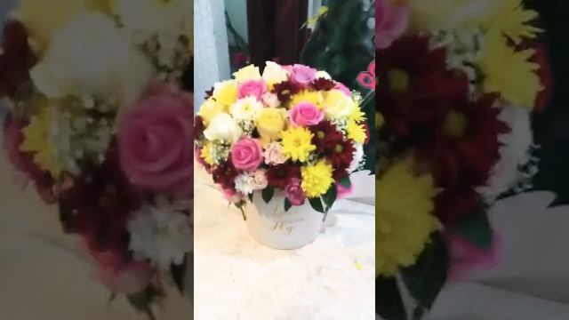 Flower Arrangement & Box Bouquet by Brunia Flower, Abudhabi смотреть онлайн