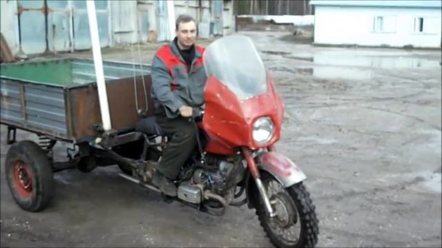 Первый выезд на трицикле самосвале смотреть онлайн
