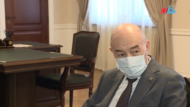 Губернатор Андрей Бочаров встретился с директором центра Шумакова Сергеем Готье смотреть онлайн