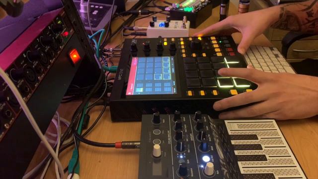 Ambient song featuring Akai MPC One, Arturia Microfreak, GFI SKYLAR Reverb and Empress Zoia смотреть онлайн