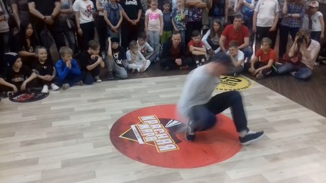 B-Boy alkolil 2019 смотреть онлайн
